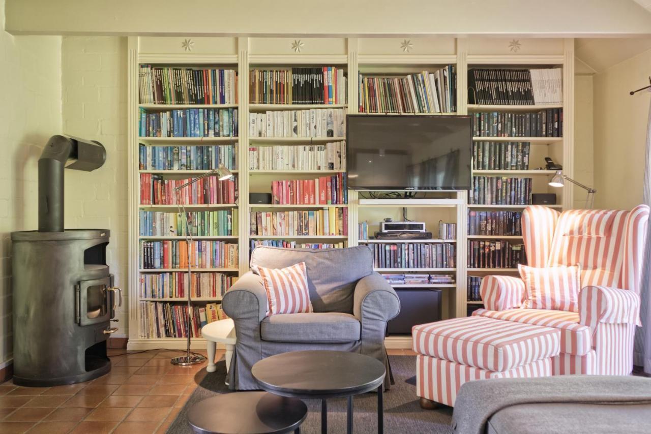 Вилла Foehrienhaus Midlum  Экстерьер фото